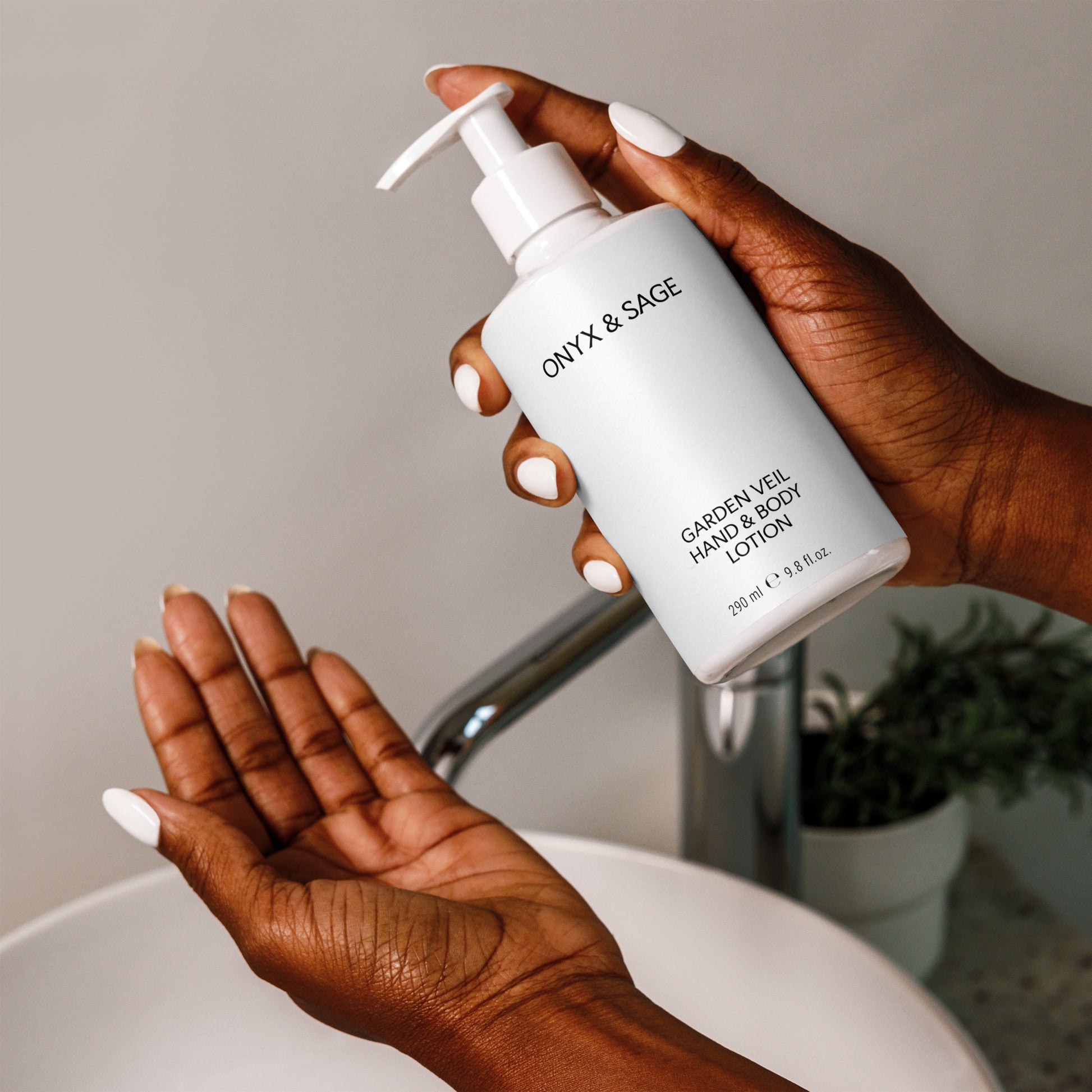 Onyx & Sage | Garden Veil Hand & Body Lotion